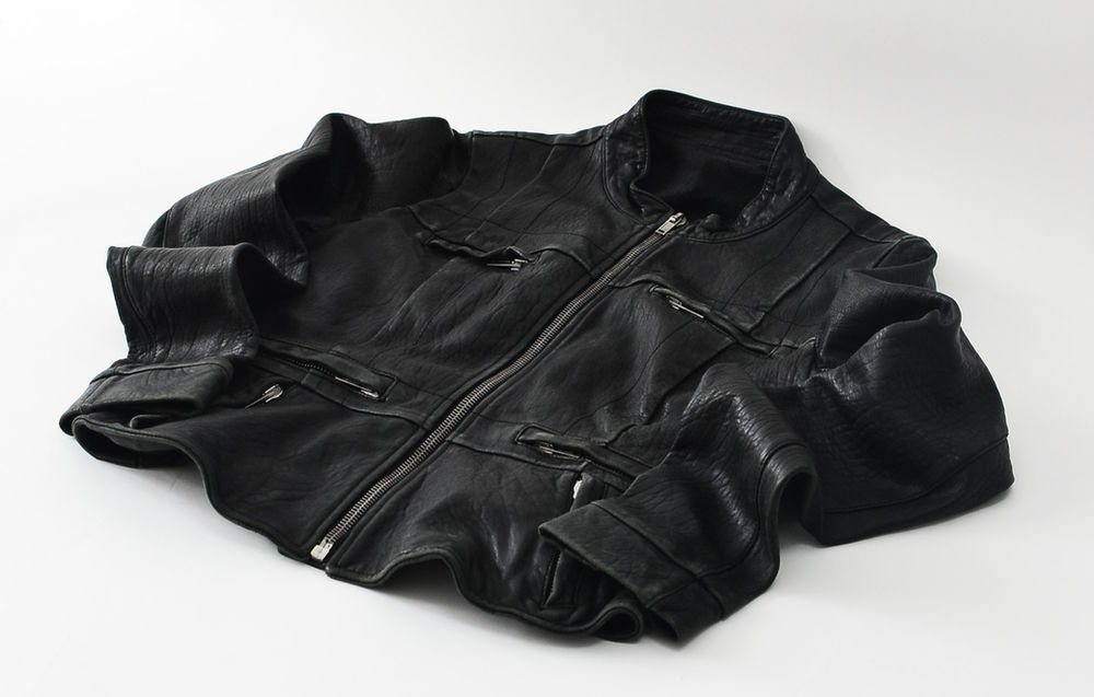The full guide on how to wash your leather jackets without damaging them