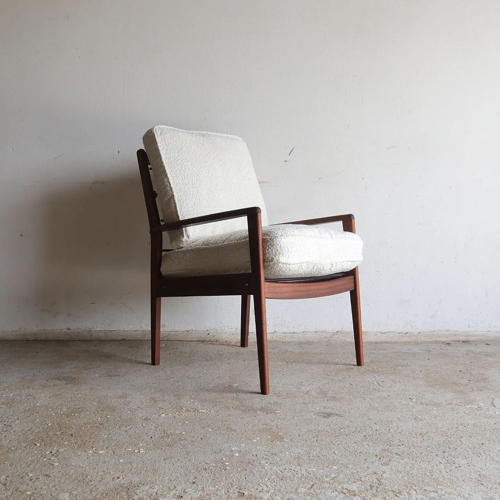 Mid-Century armchair in Hertex Shaun material