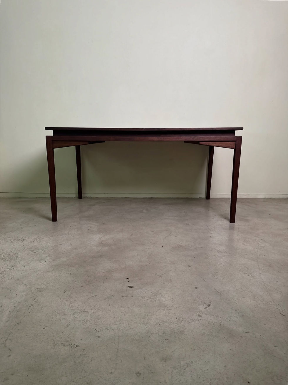 Thumbnail: Mid-century extendable dining table with beautiful grain