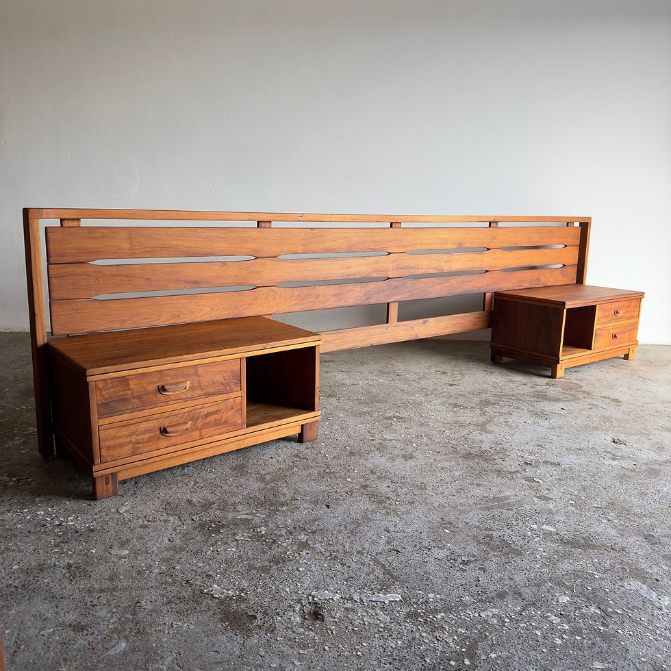 Mid-Century Torrente queen headboard with adjustable pedestals