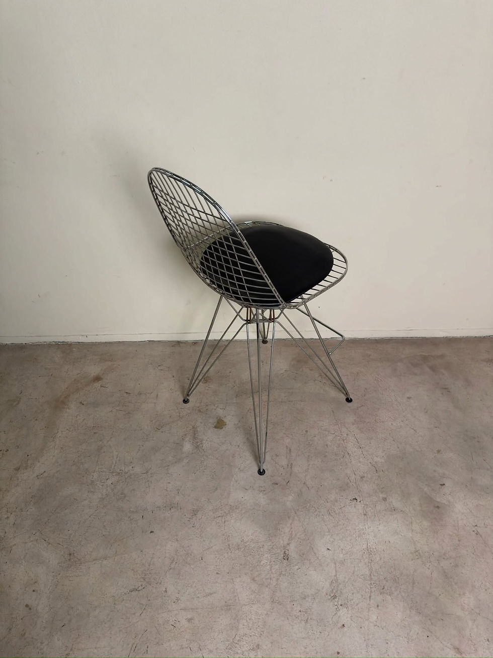 Thumbnail: 2 x Vintage Italian Harry Bertoia style bar stools