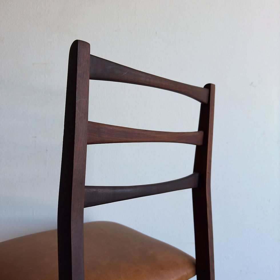 Thumbnail: 4 x Mid-Century EE Meyer genuine leather dining room chairs