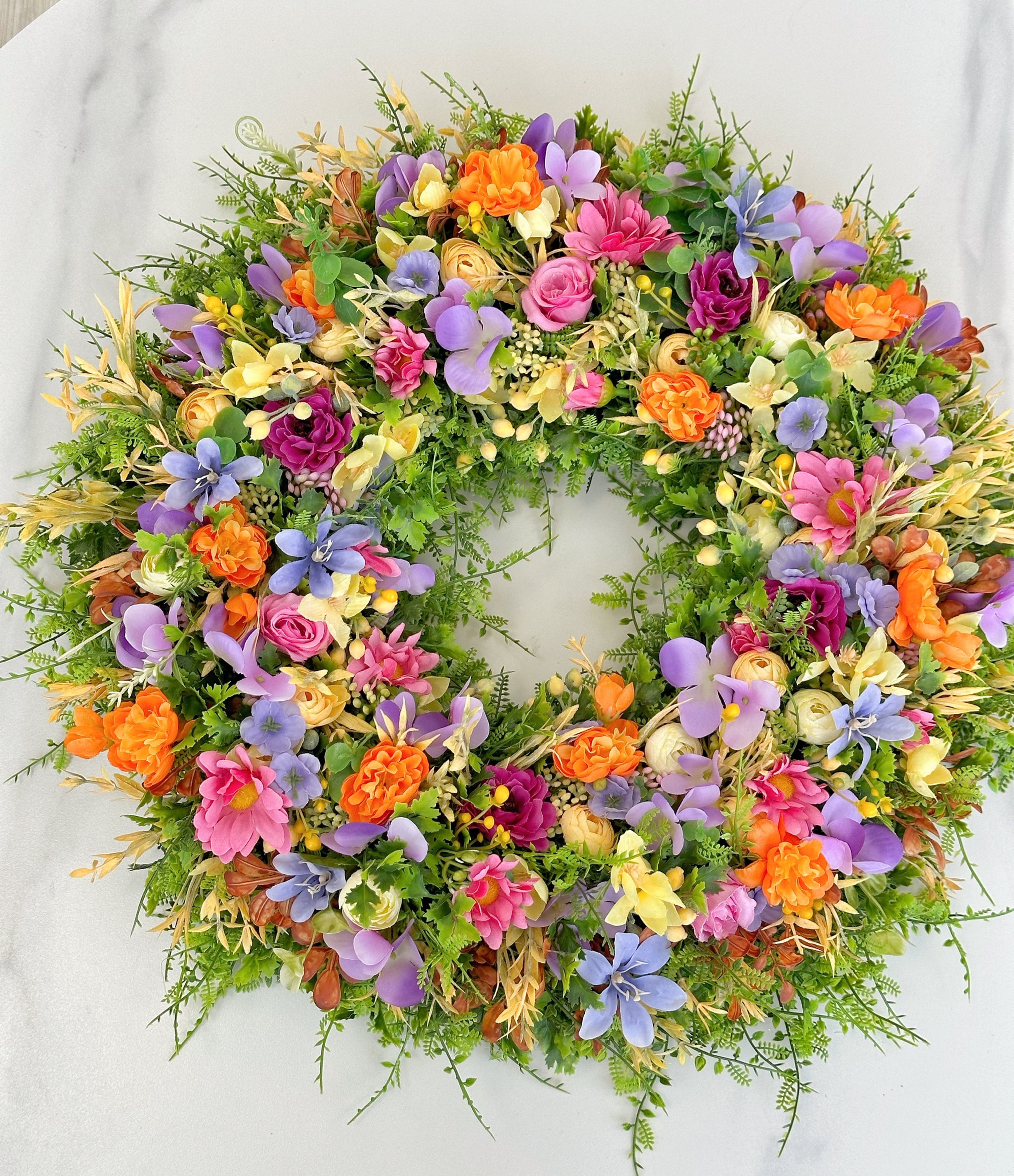 Kvetinový venček na dvere 45 cm 