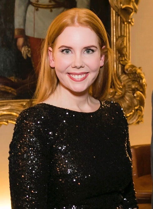 Laura Hermann Mod.jpeg