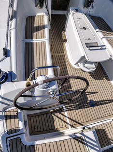 Beneteau Oceanis 40