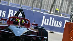 Jake Dennis takes the first win of the season in São Paulo