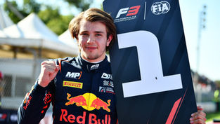 Tramnitz returns to form with F3 sprint victory at Monza