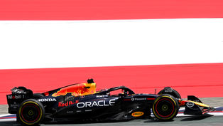 Spielberg friday report: McLaren lead the way as Verstappen runs without GP
