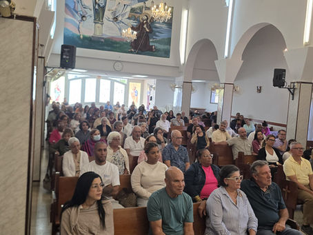 “Familias renovadas en Cristo: más de 150 corazones llamados a la conversión y a la esperanza en Cuaresma”