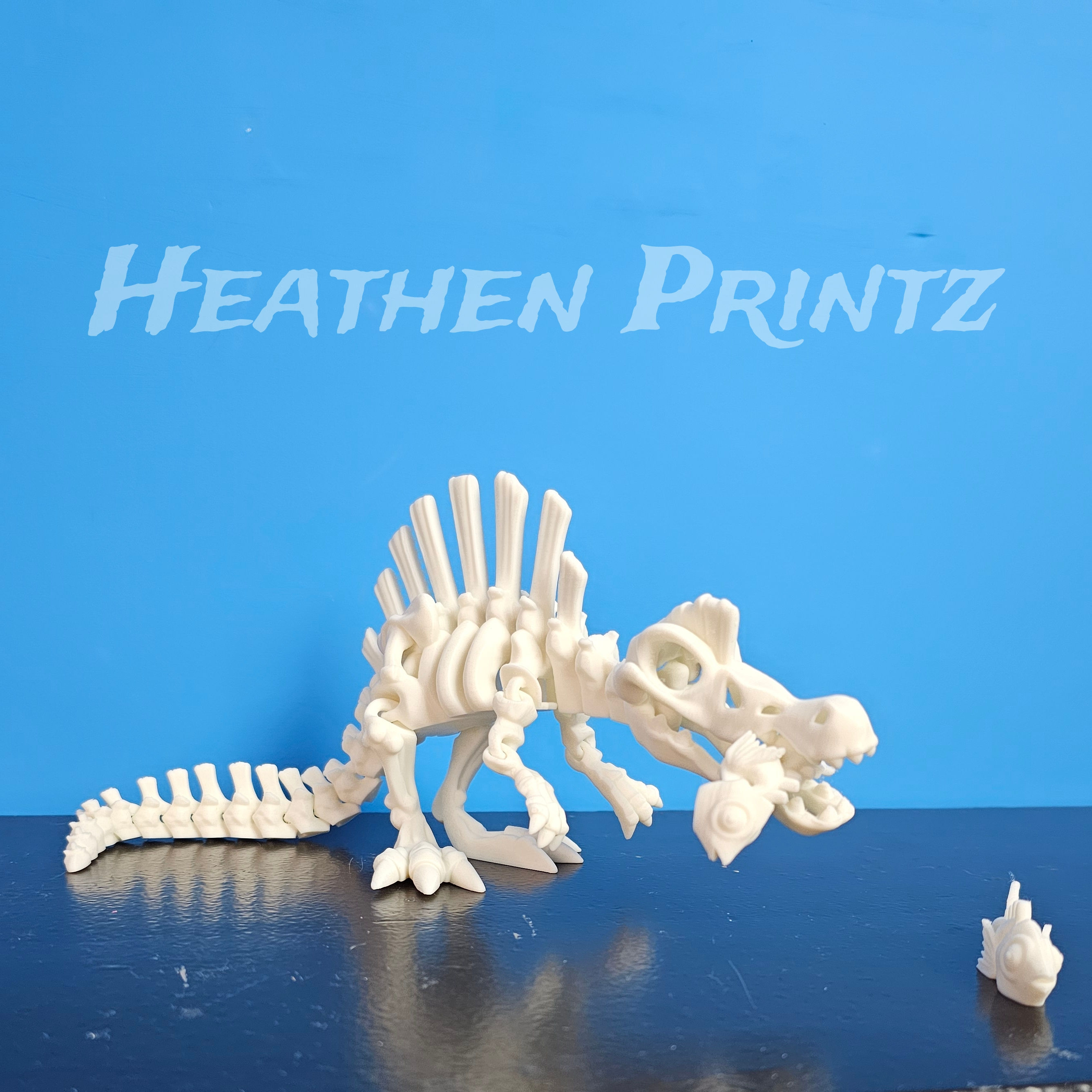 Skeleton Spinosaurus with fish