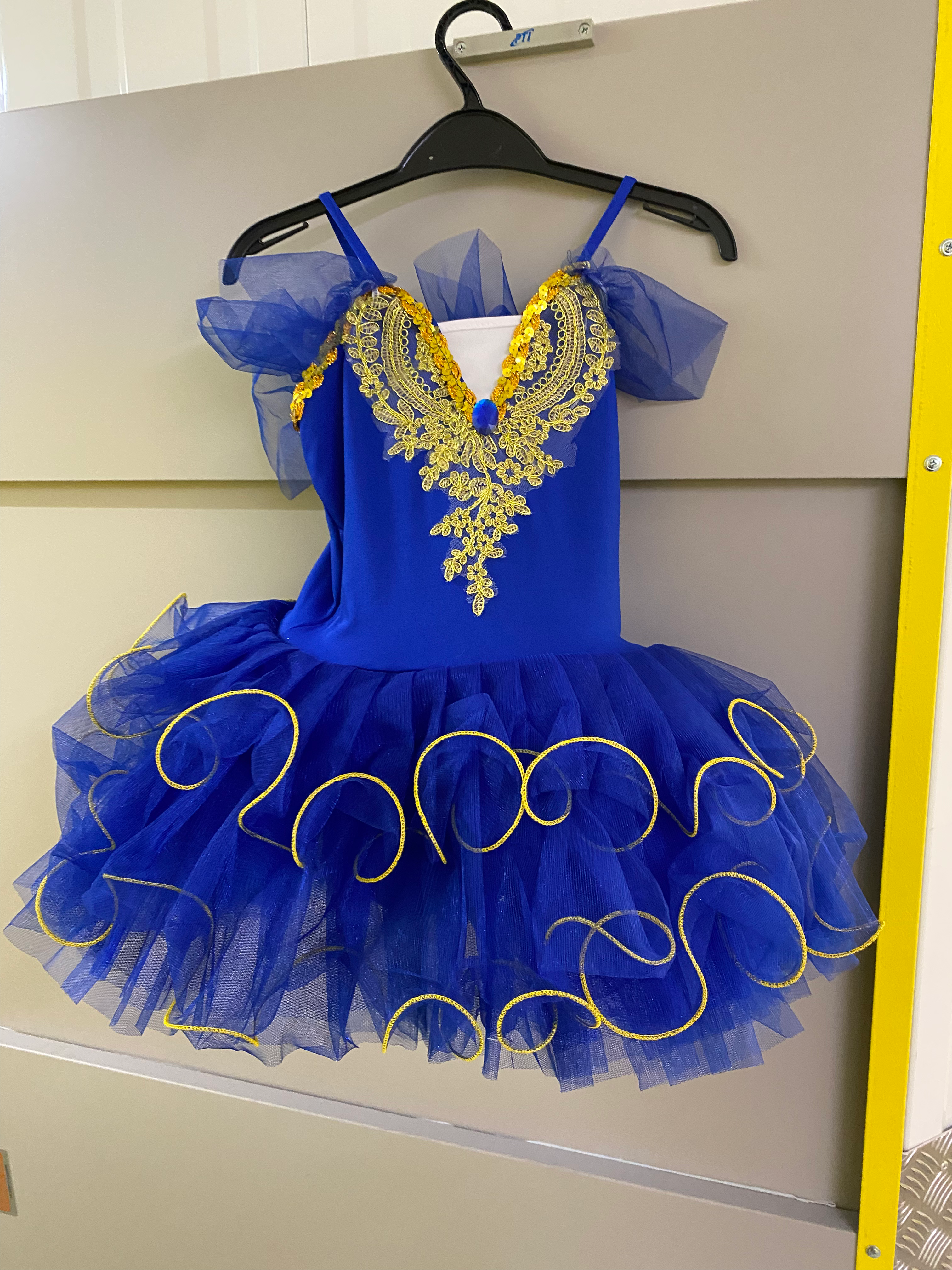 Monday Grade 2 Ballet (Girls)