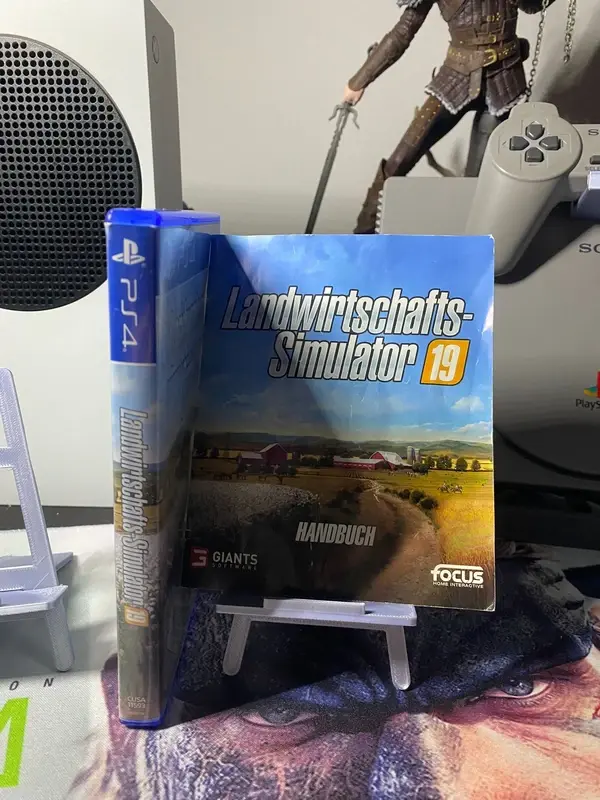 Miniatura: custodia + gioco