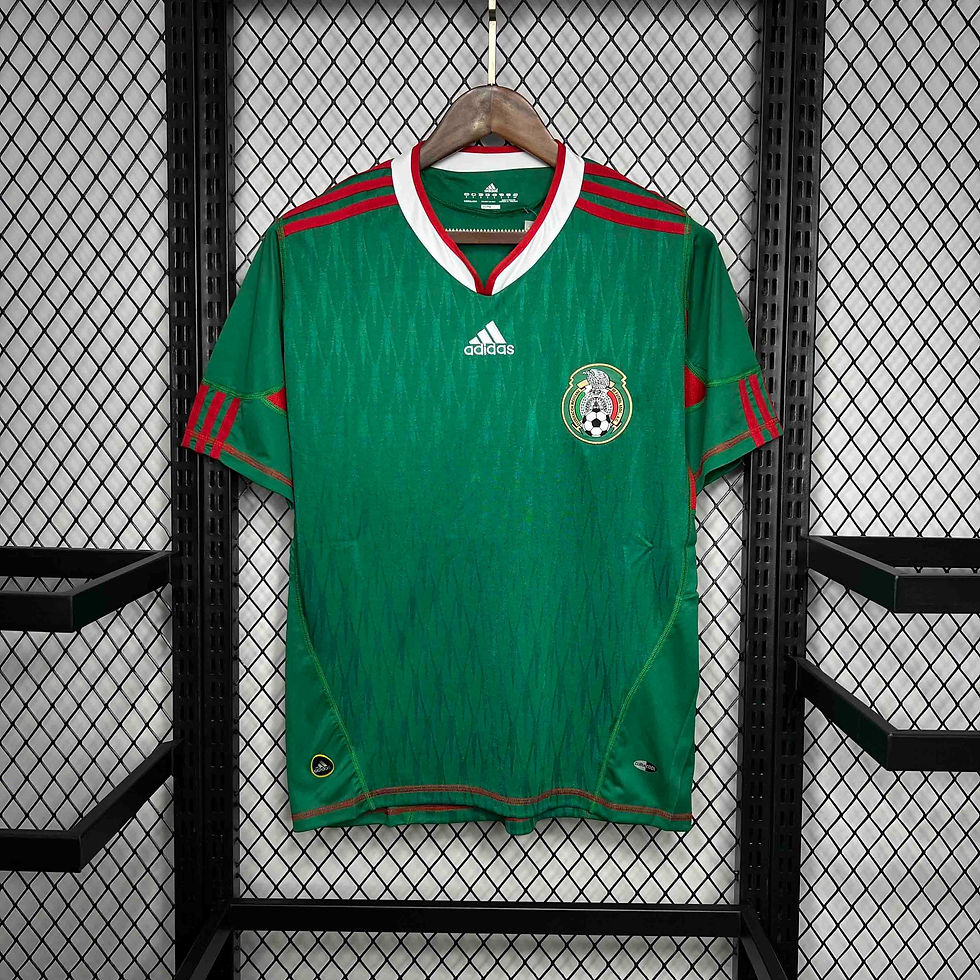 Thumbnail: Mexico 2010 Retro Home Kit
