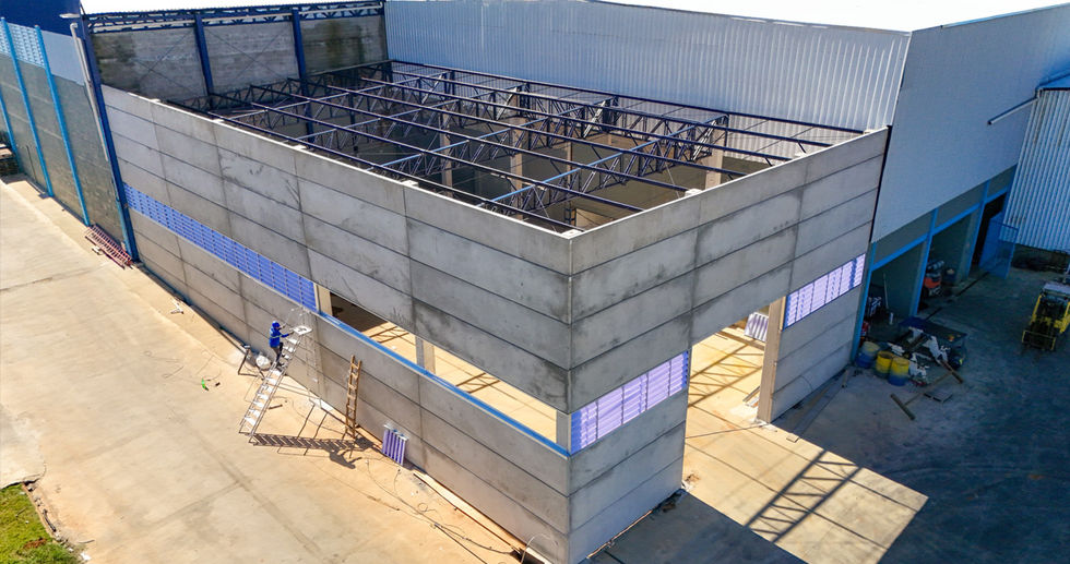 Pluma Artefatos de Papel - Elias Fausto - SP