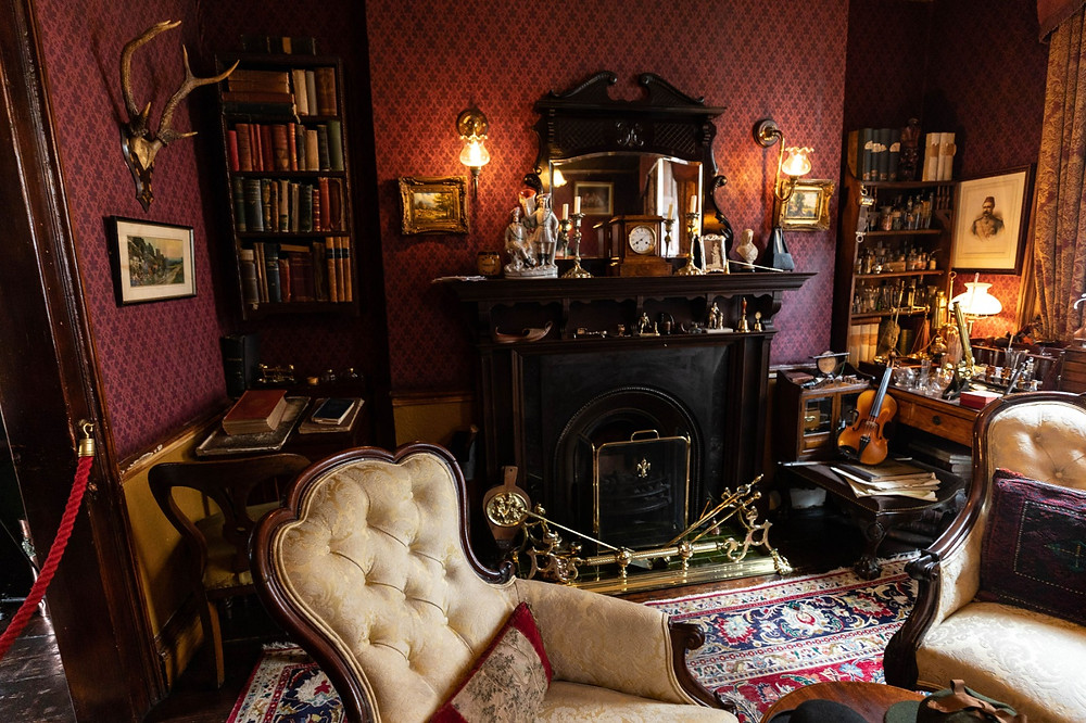 Sherlock's Holmes and top 10 Swiss Private Detective Agencies & Investigator Offices