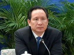 他是高铁的奠基人,多次受到表彰,2011年被审查,2014年被判死缓
