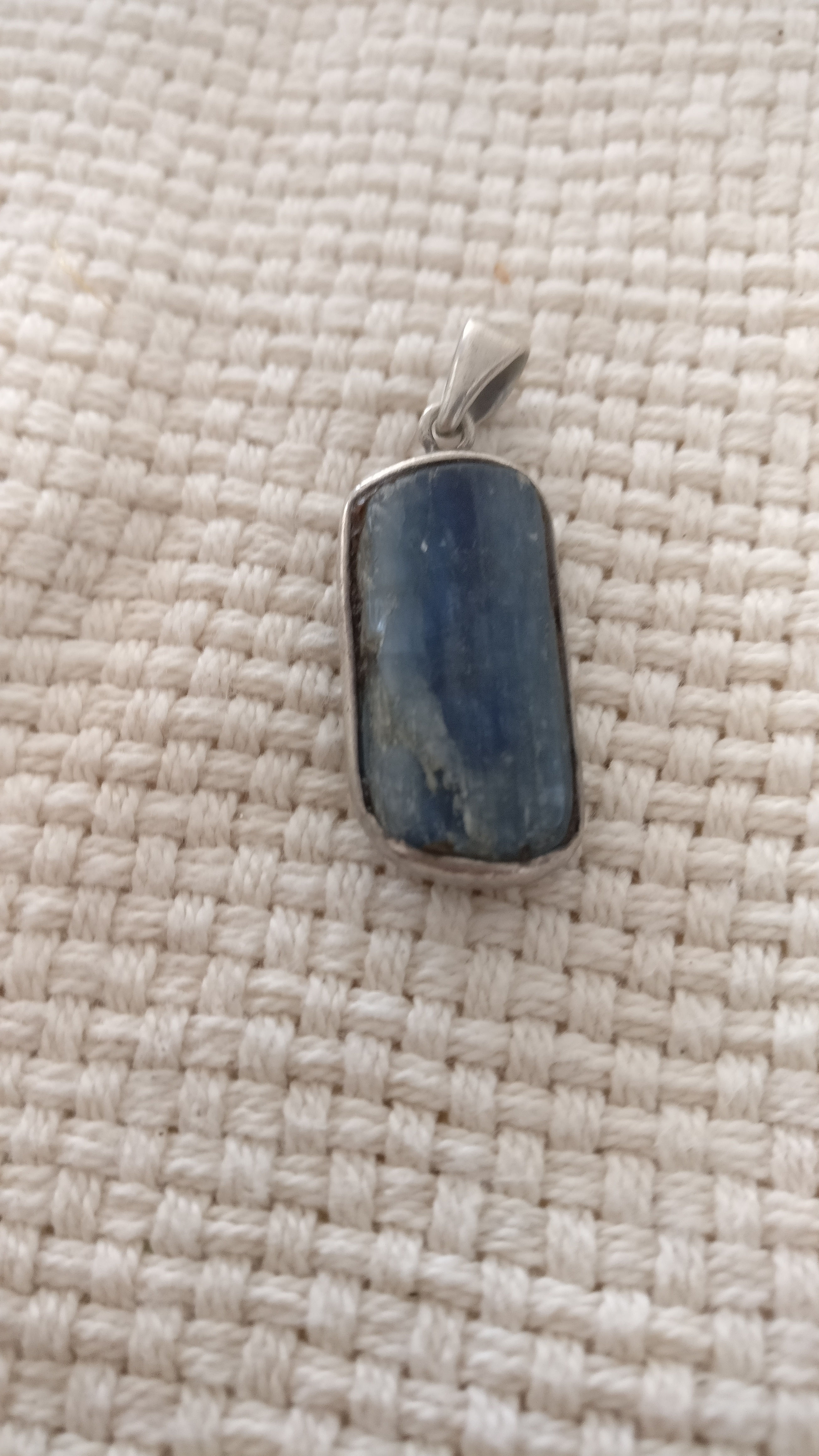 Traught Chrakra Heilung Anhänger Silber