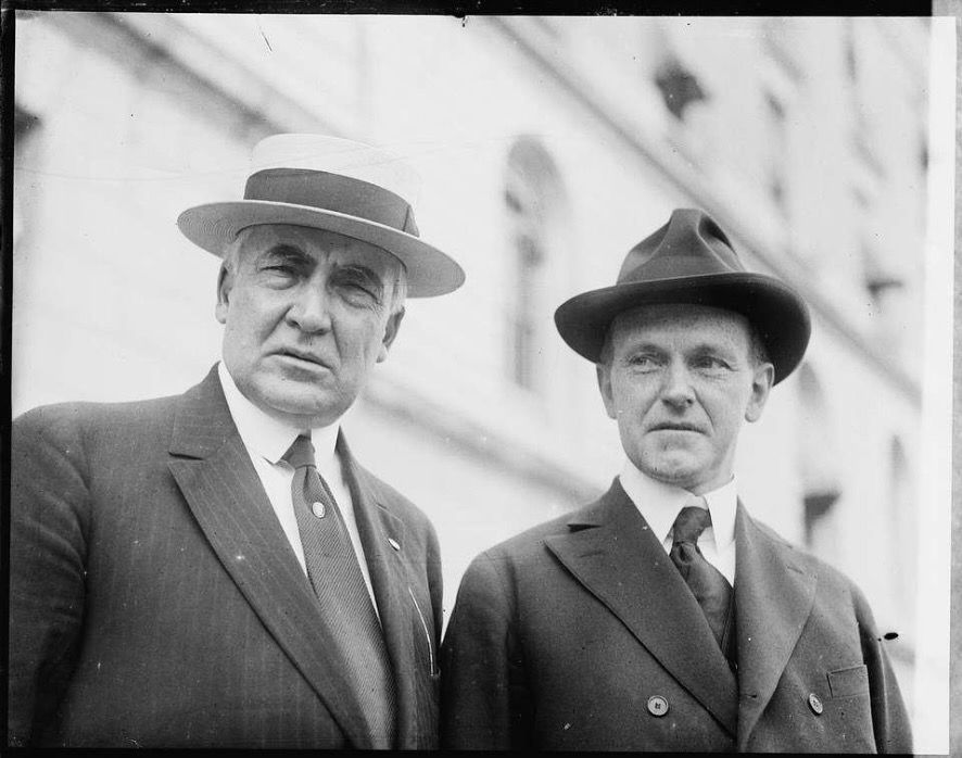 Warren Harding (President) on the left, Calvin Coolidge (Vice President) on the right.