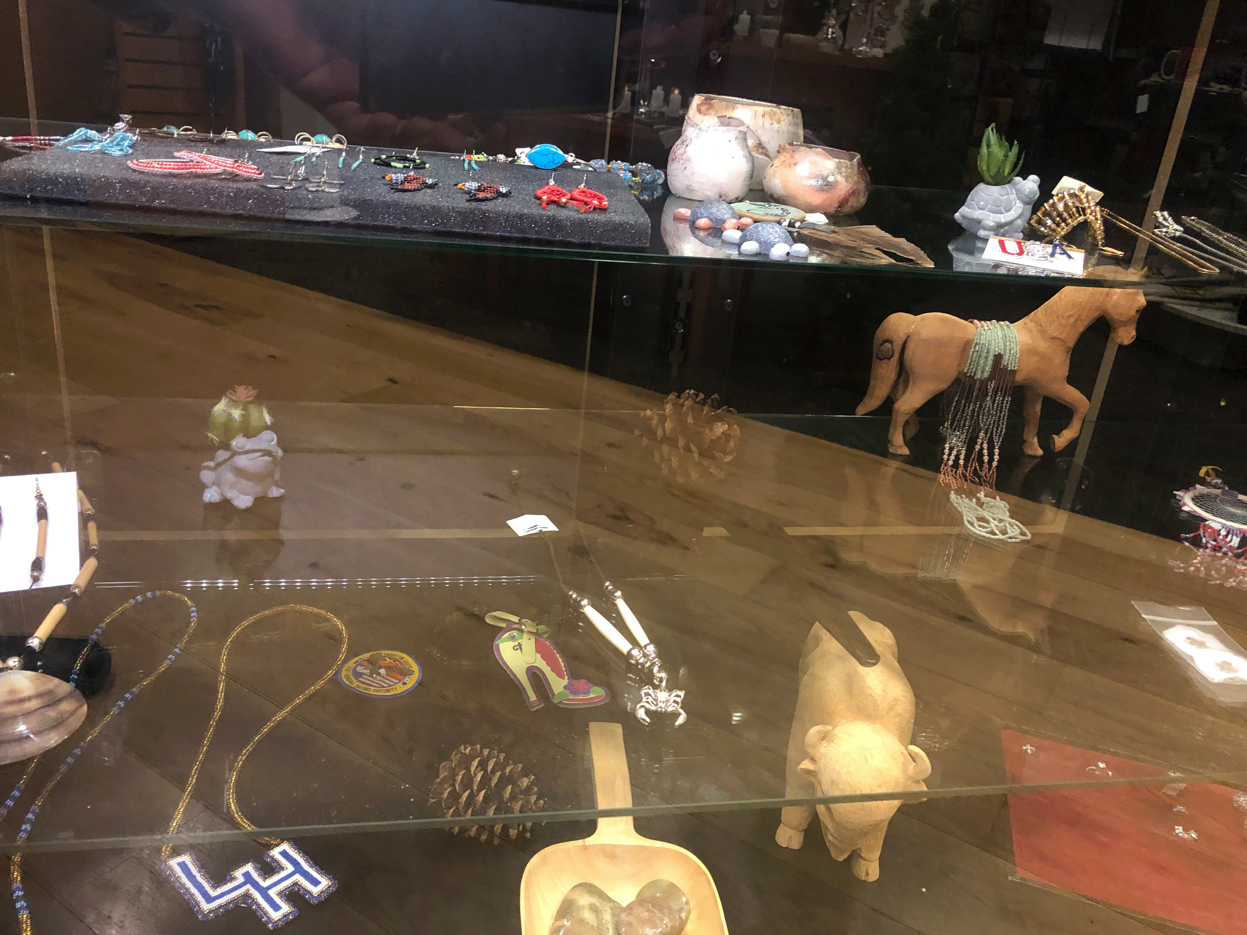 Consignment-2.gif