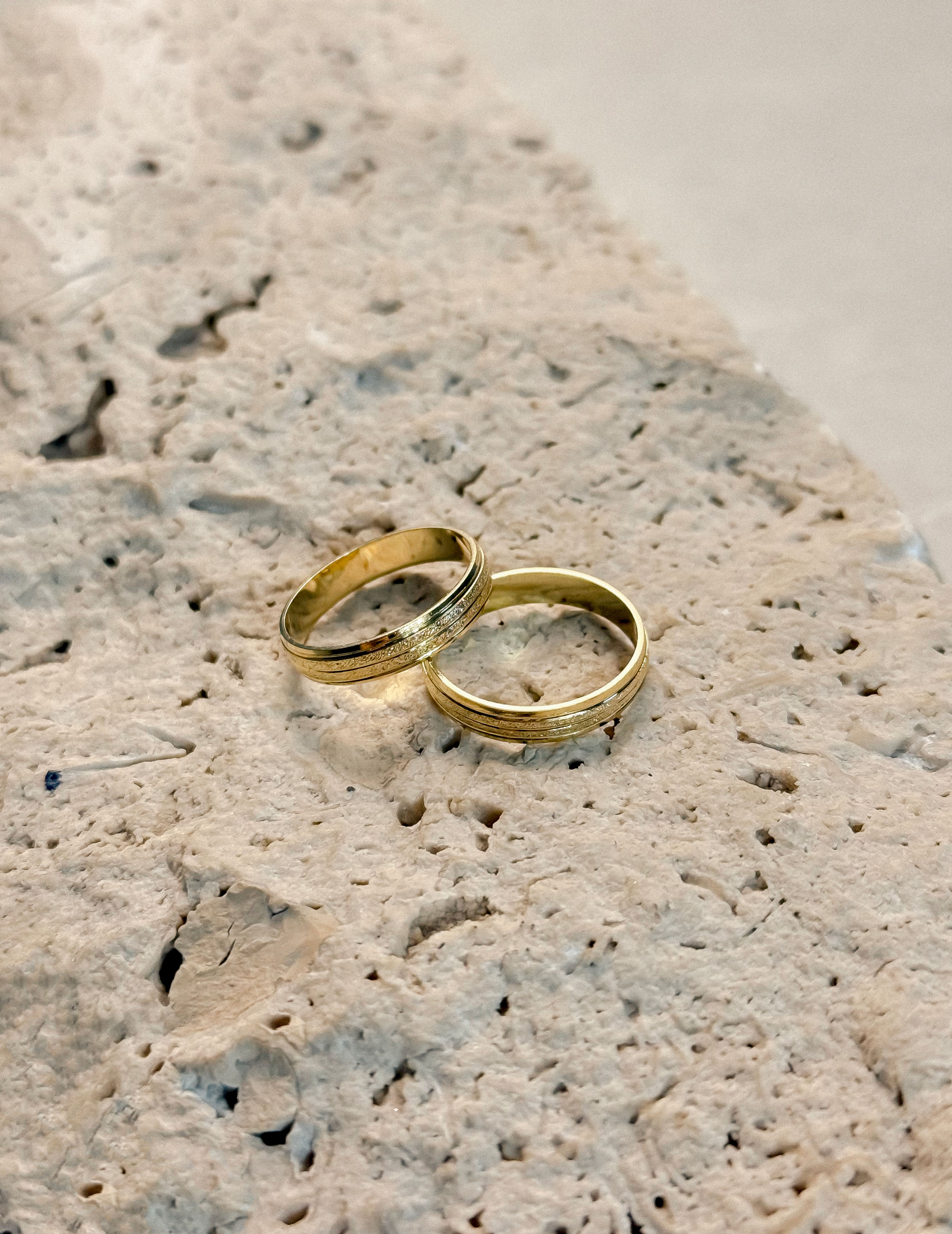 ALIANÇAS OURO 18K - Par