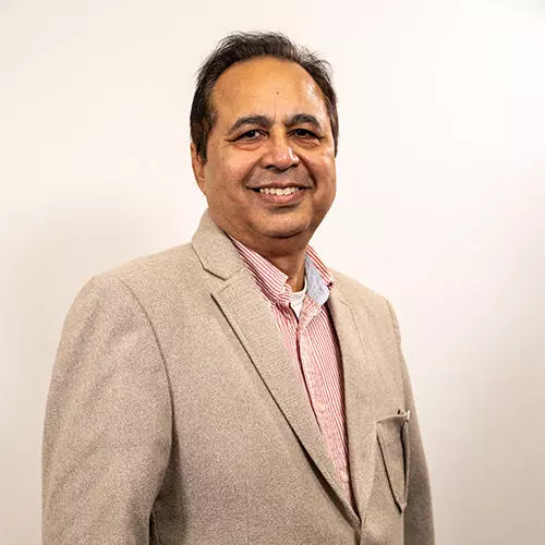 Rakesh Calton.png