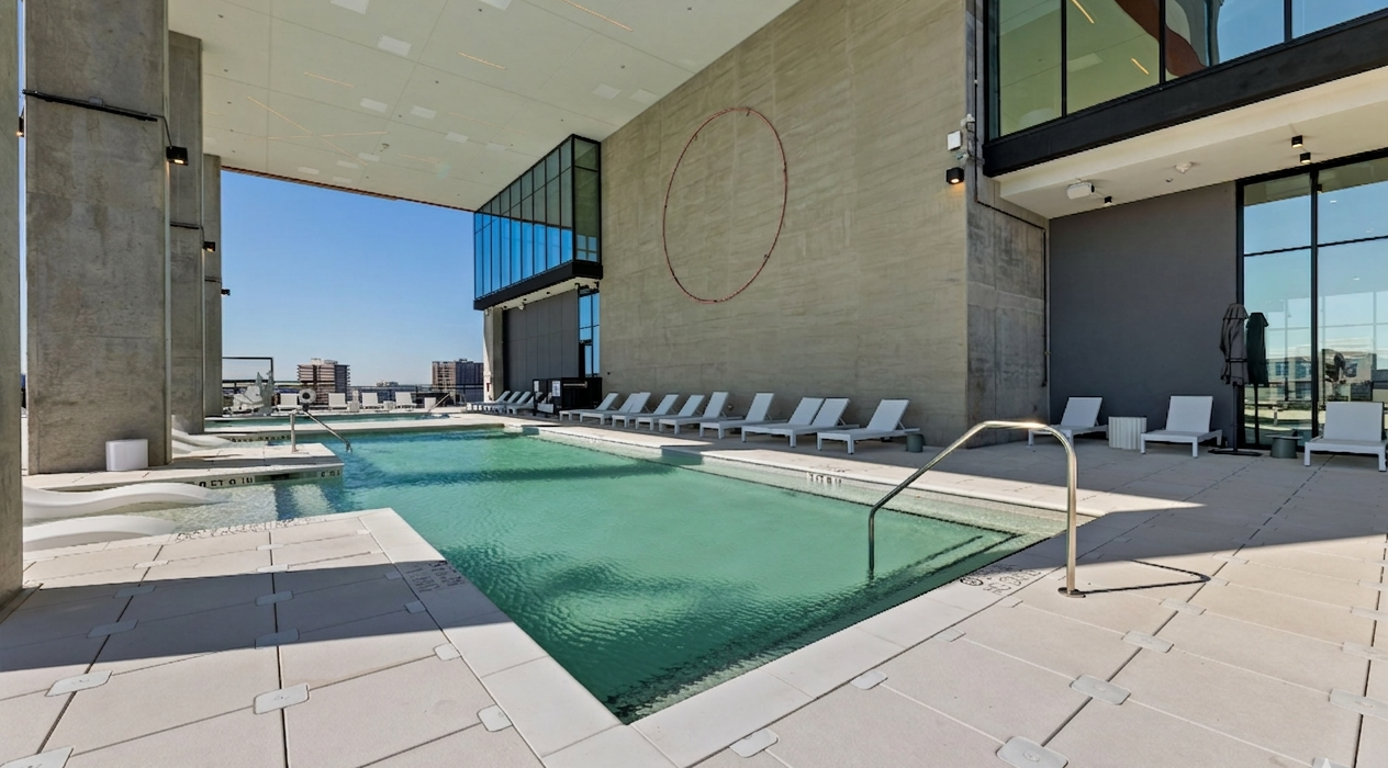 Rooftop pool, an amenity for Houston apartments