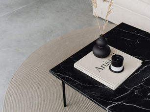 Kenalan dengan Nero Marquina, Marmer Hitam Spanyol yang Tak Lekang oleh Waktu