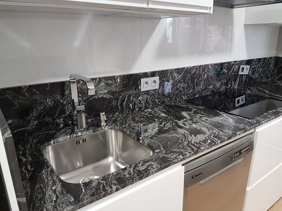 Ilustrasi granite Black Forest | Image by Pakapika Lopez on Pinterest