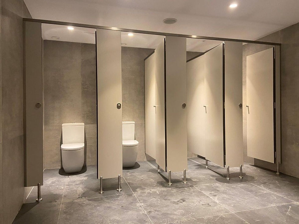 Jenis Material Cubicle Toilet: Kelebihan dan Rekomendasi Terbaik untuk Proyek Anda