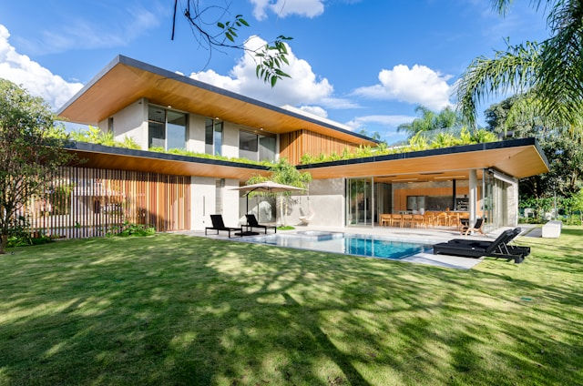 Apa Itu Rumah Tropis Modern: Ciri Ciri Tropical Modern House
