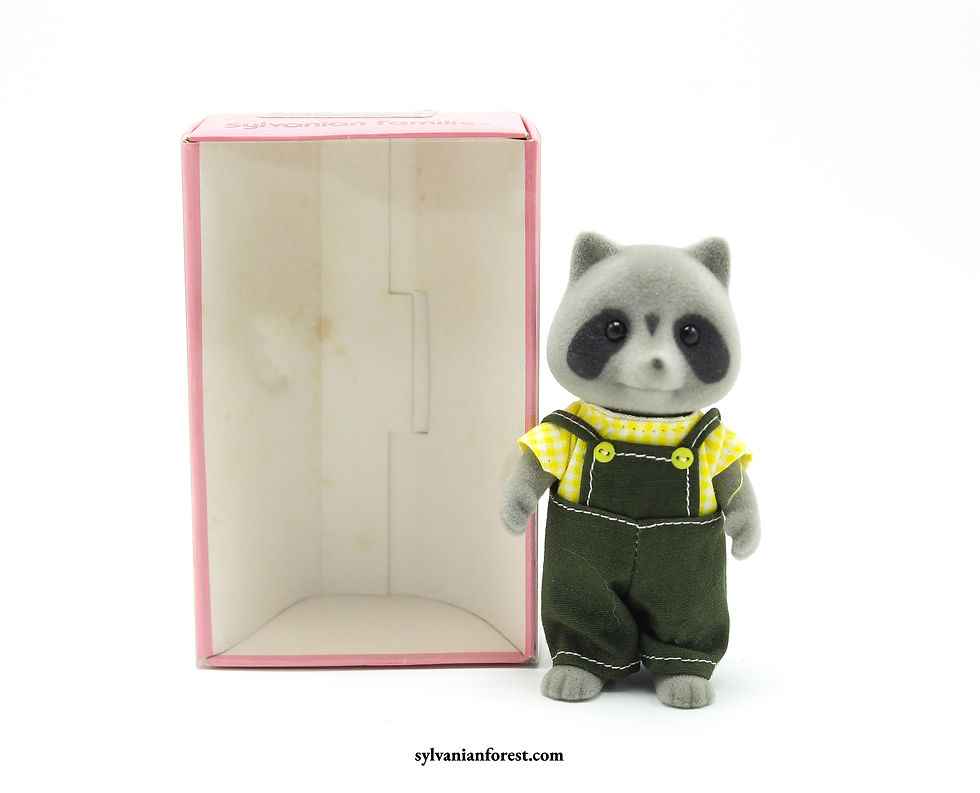 Chestnut Raccoon Father - Japan, 1986