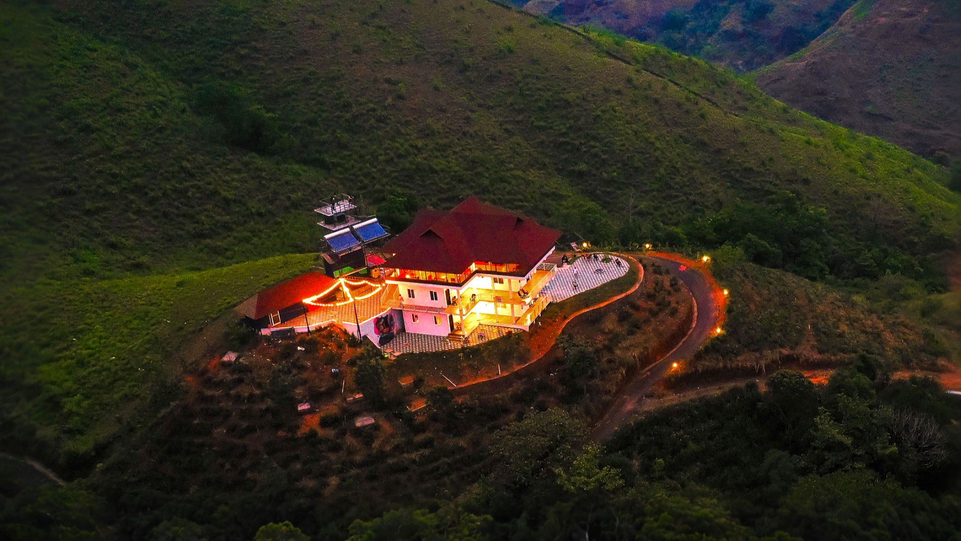 hostels that provide budget-friendly accommodation with great amenities and social experiences