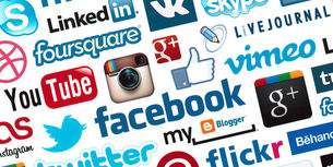 10 Signs You're Using Social Media Wrong