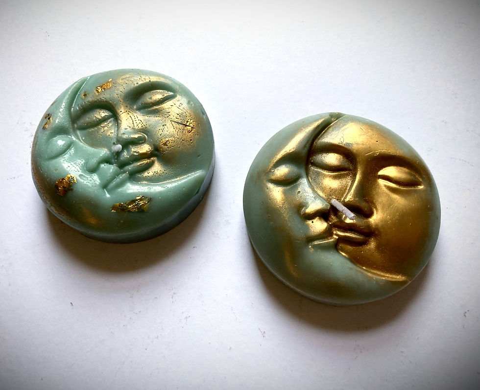 Thumbnail: Moon face textured scented handmade soy candle