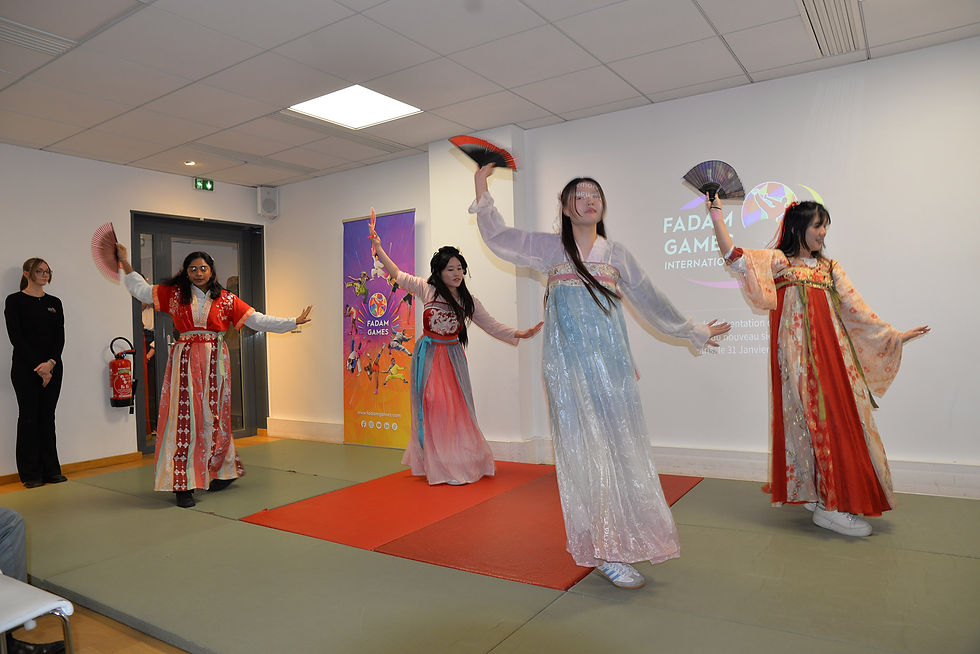 danse-des-eventails-ceremonie-voeux-2026-cijfadam.jpg