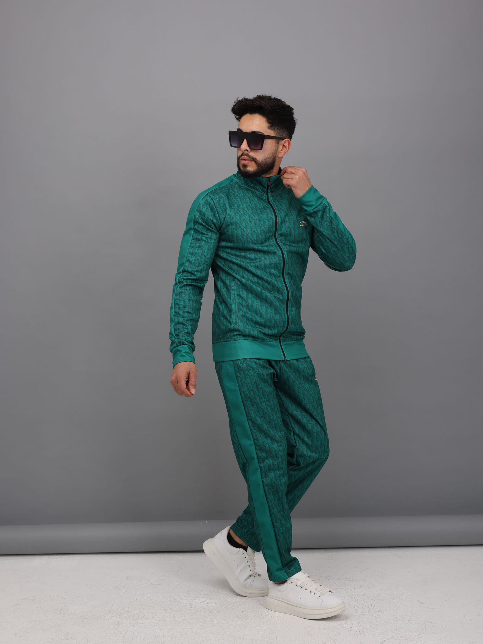 DALGIÇ KUMAŞ LACOS EŞOFMAN TAKIMI