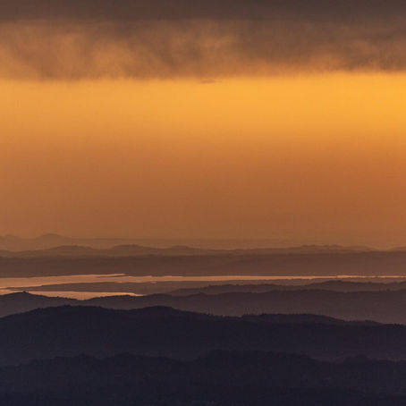 青い地球。この地球のアカシックに深く繋がって。