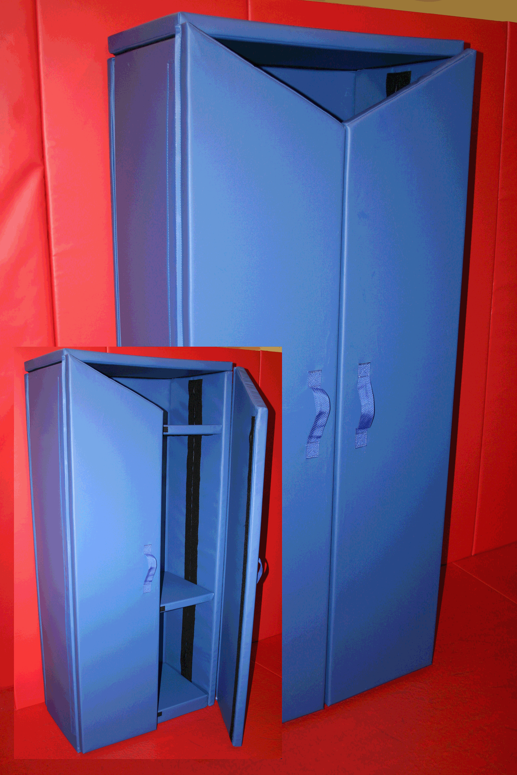 wardrobe with safe doors.gif