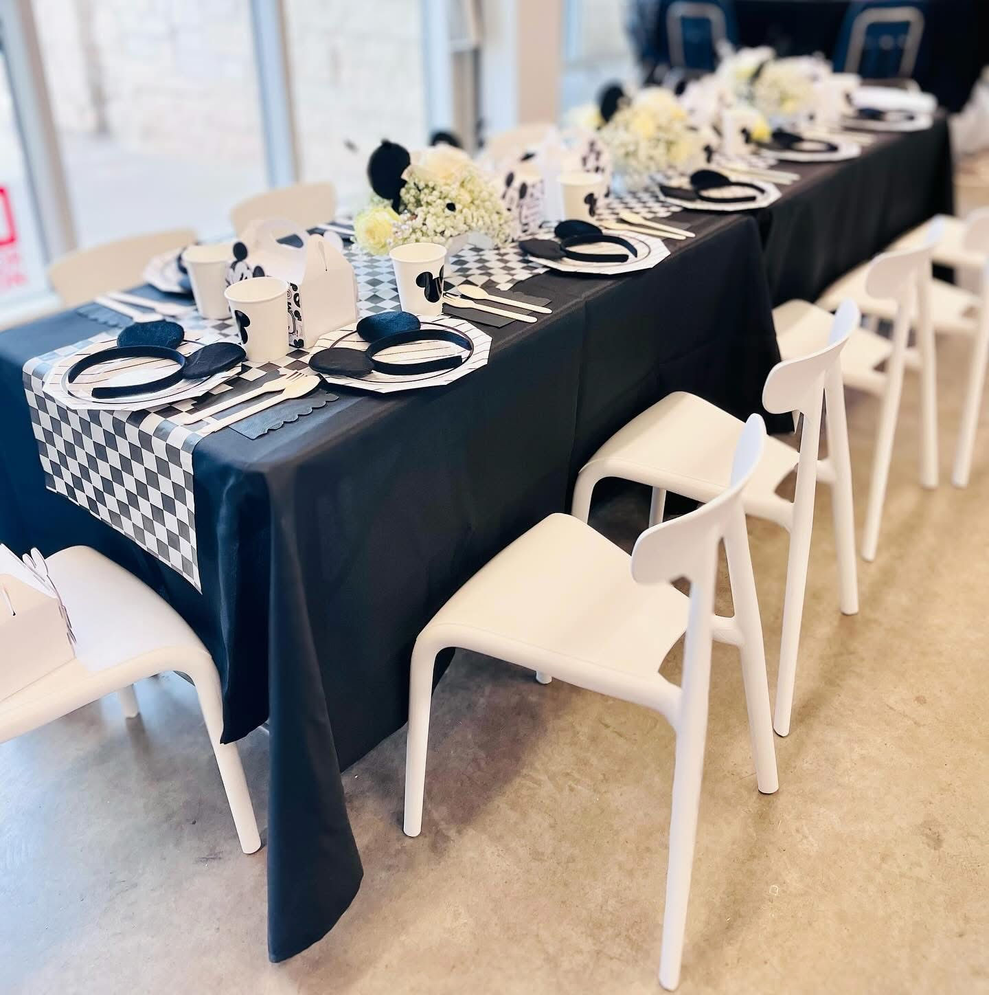 Children's Tables & Chairs