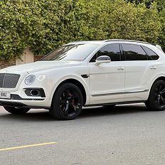 Flexible long-term and short-term car rental in Dubai – Best rates, hassle-free booking, and instant confirmation.