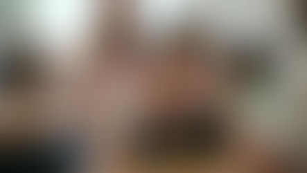 Una niña parece distraída en clase, no parece estar enferma, pero recientemente parece no escuchar bien al maestro, puede tener líquido en el oído llamado Otitis media con derrame