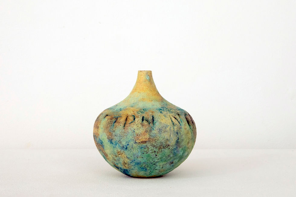 Helen McCormick, Olion Tir / Traces of Land