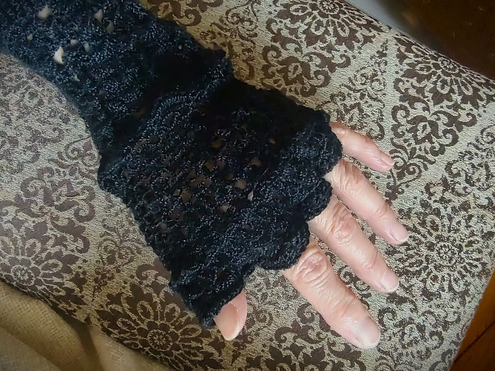 Jayanti Hand Cozy on my hand.