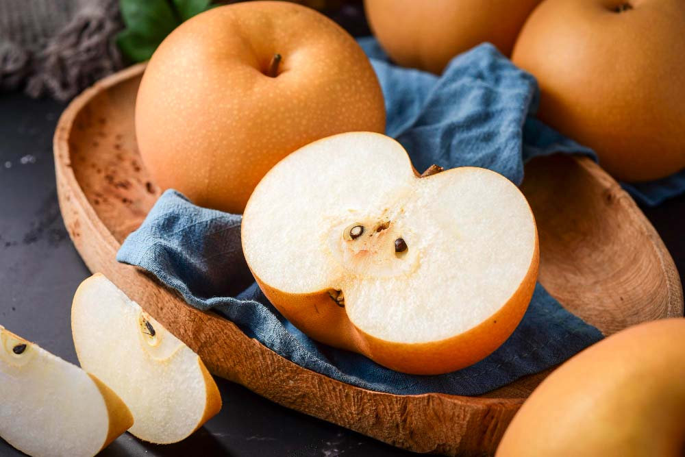 Pear In Korea 🍐 Shingo Pear — Korea’s Sweet, Juicy Autumn Treasure