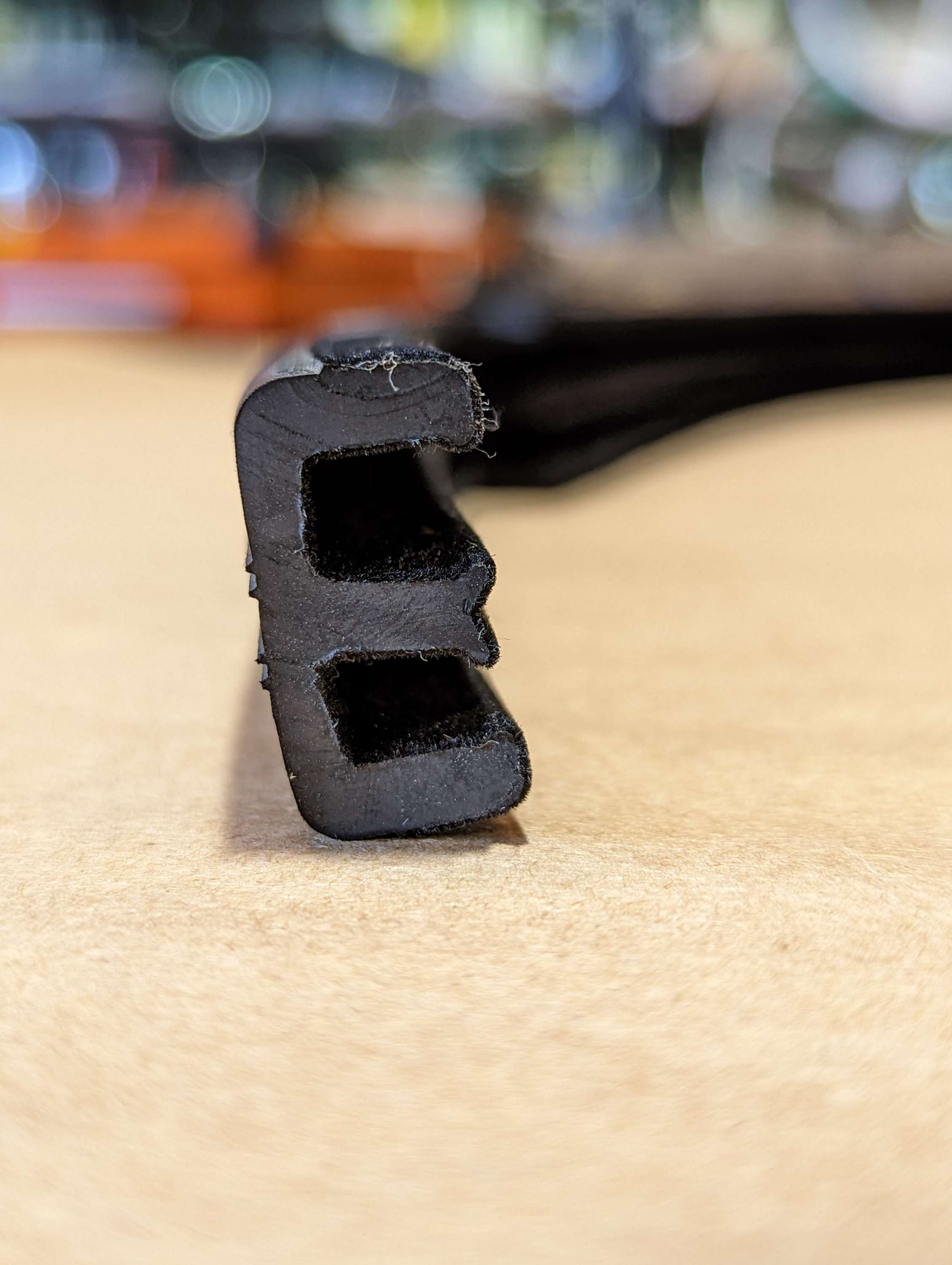 B88 - Sliding Window U-Felt Track Set