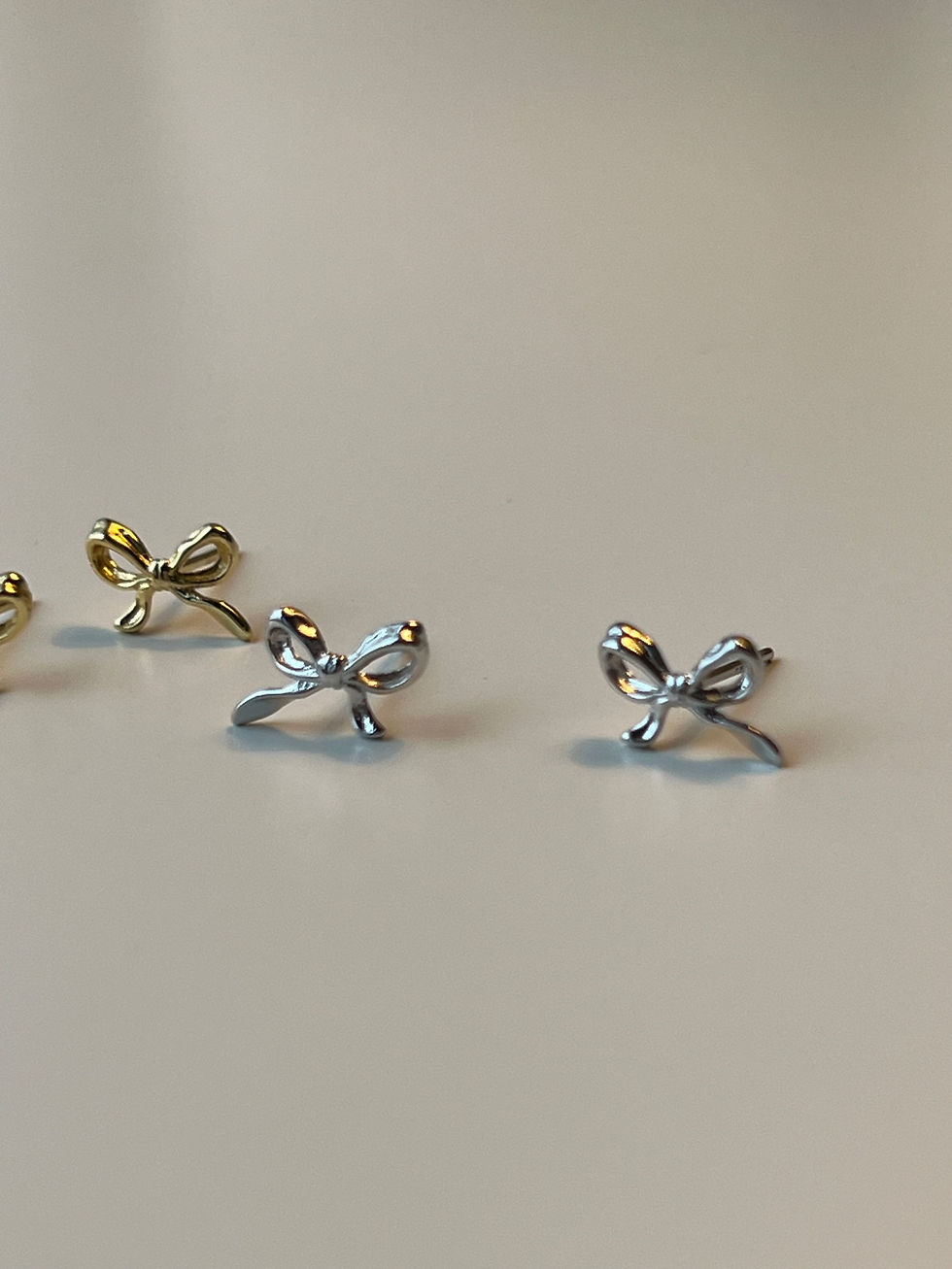 Thumbnail: Bow Studs