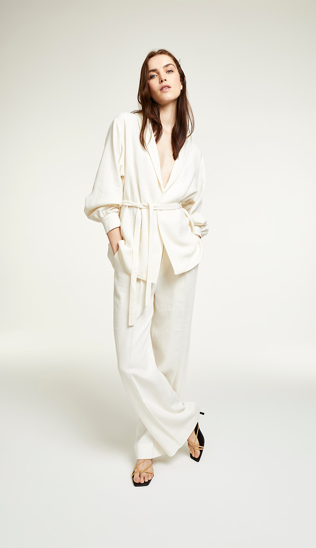 LINEN-SUIT-PANTS-KERRY-JACKET-ELISA-935.jpg