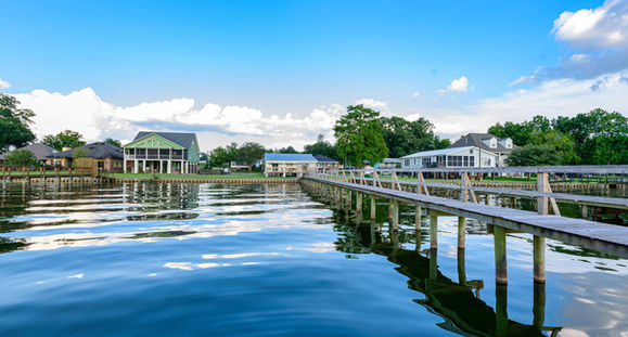 10672 Willow Grove Dr. Lake front vacatiom rental by meagan stone photography