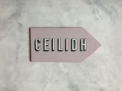 HAND AINTED WEDDING SIGN