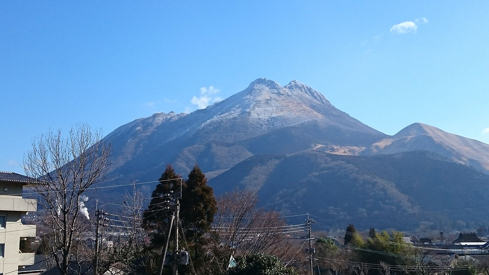 由布岳:前に行った画像(秋)です。